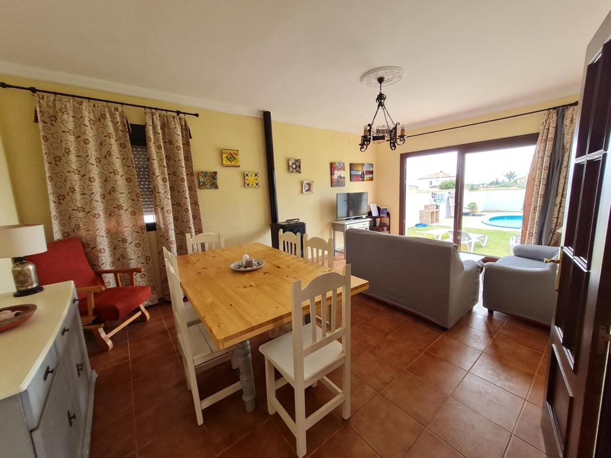 Chalet Las Adelfas Chaparrillo 콘일데라프론테라 외부 사진