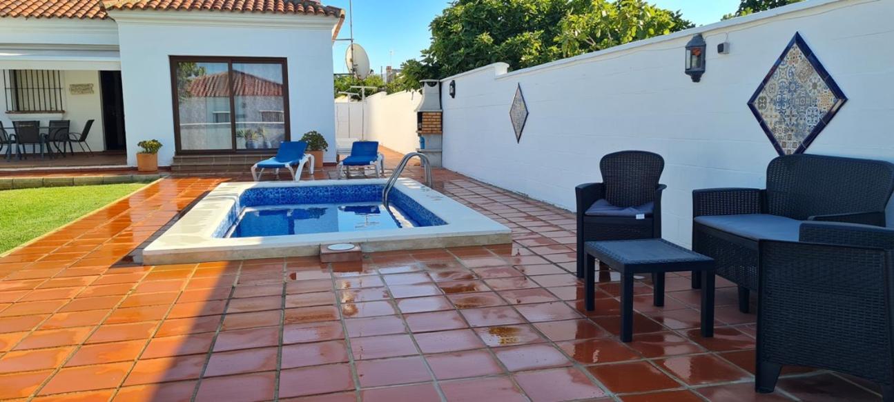Chalet Las Adelfas Chaparrillo 콘일데라프론테라 외부 사진