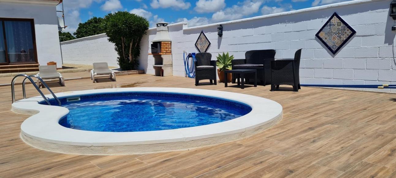 Chalet Las Adelfas Chaparrillo 콘일데라프론테라 외부 사진
